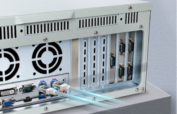 東田工業電腦主機端口.png