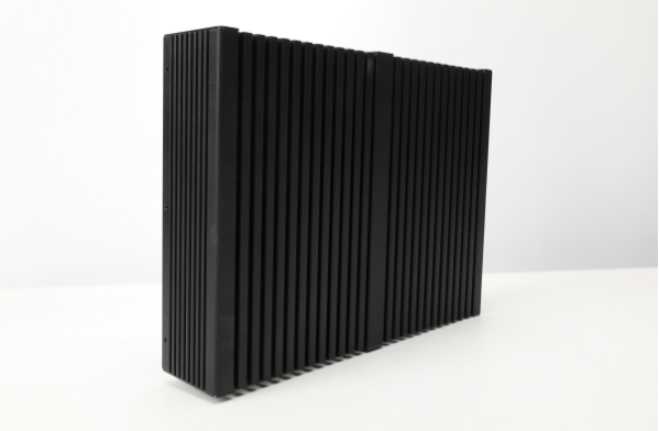 東田飛騰D2000-BOX工控機.png